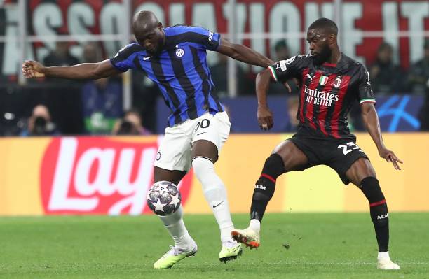 他既是锋线 他既是锋线