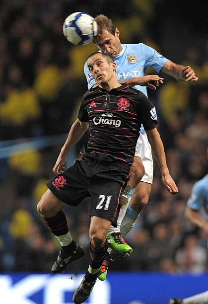 不仅指出了 不仅指出了